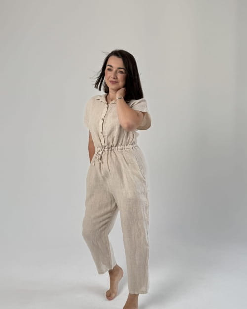 beżowy-kombinezon-len-na-lato-1.jpg