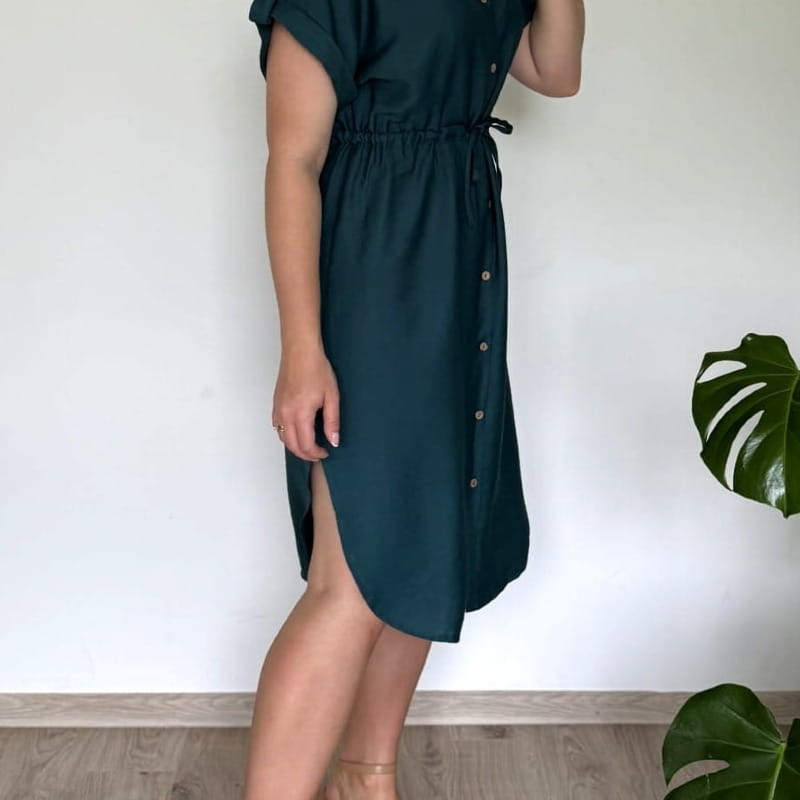 koszulowa-wiskozowa-sukienka-wiązana-butelkwoa-zieleń-2.jpg