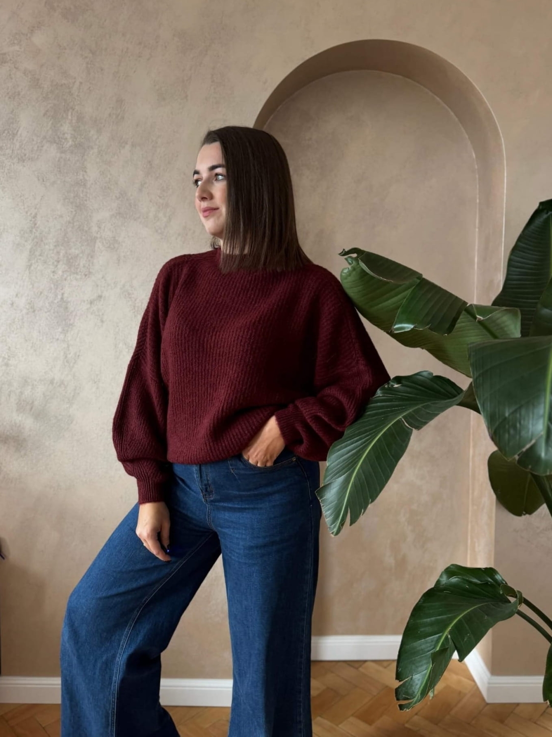 bordowy-sweter-z-domieszką-wełny-2.JPG