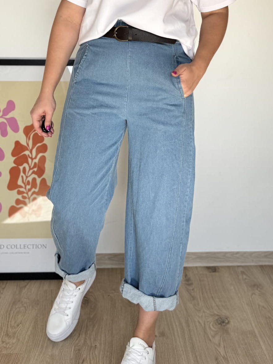 Jeansowe-spodnie-typu-balloon-na-gumce-1.jpeg