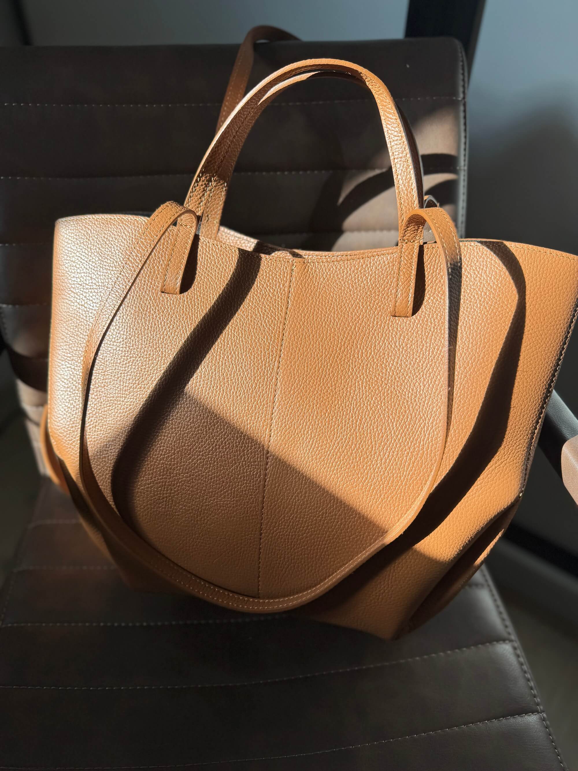 skórzana brązowa torebka typu shopper