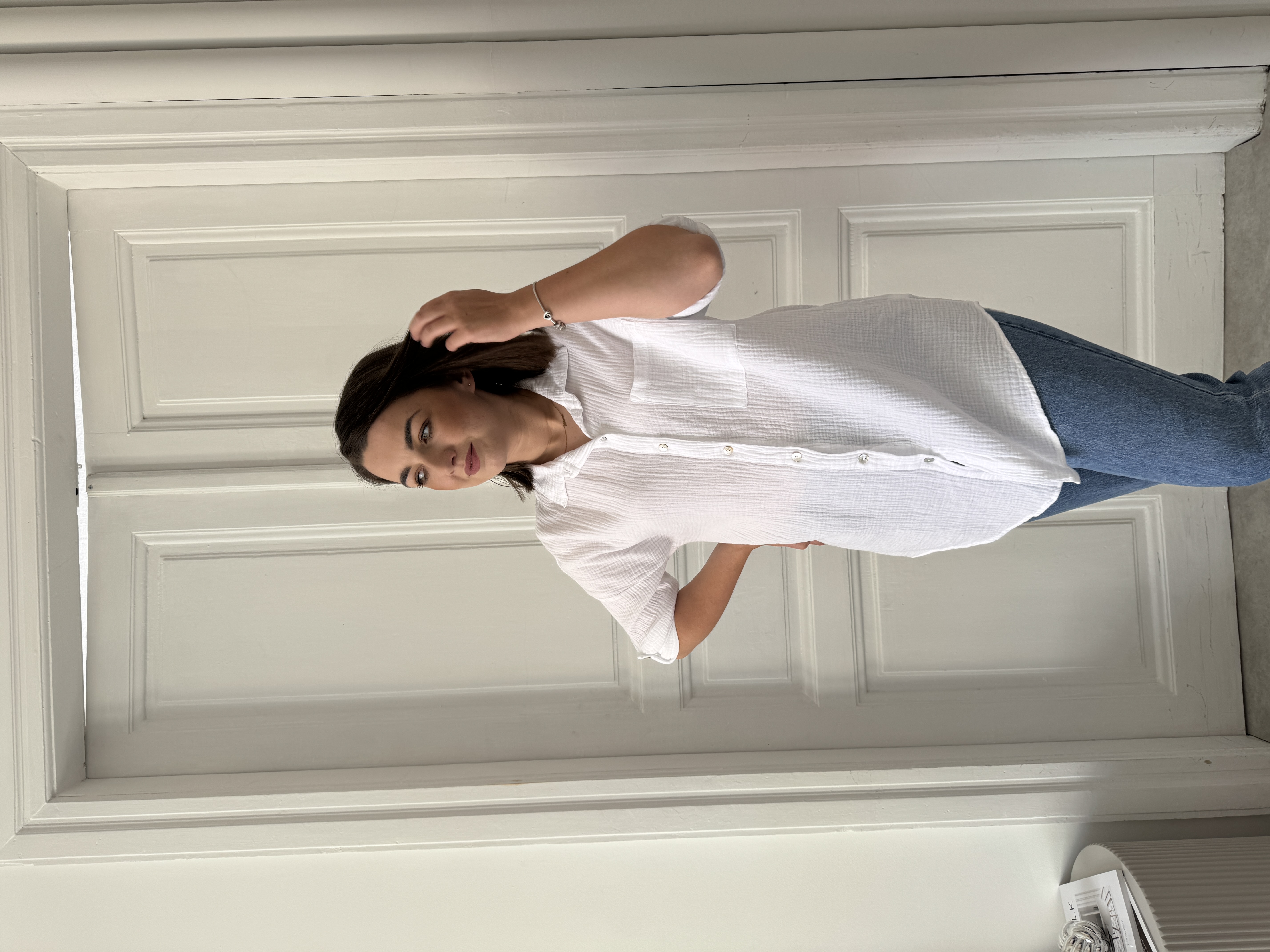 biała koszula oversize